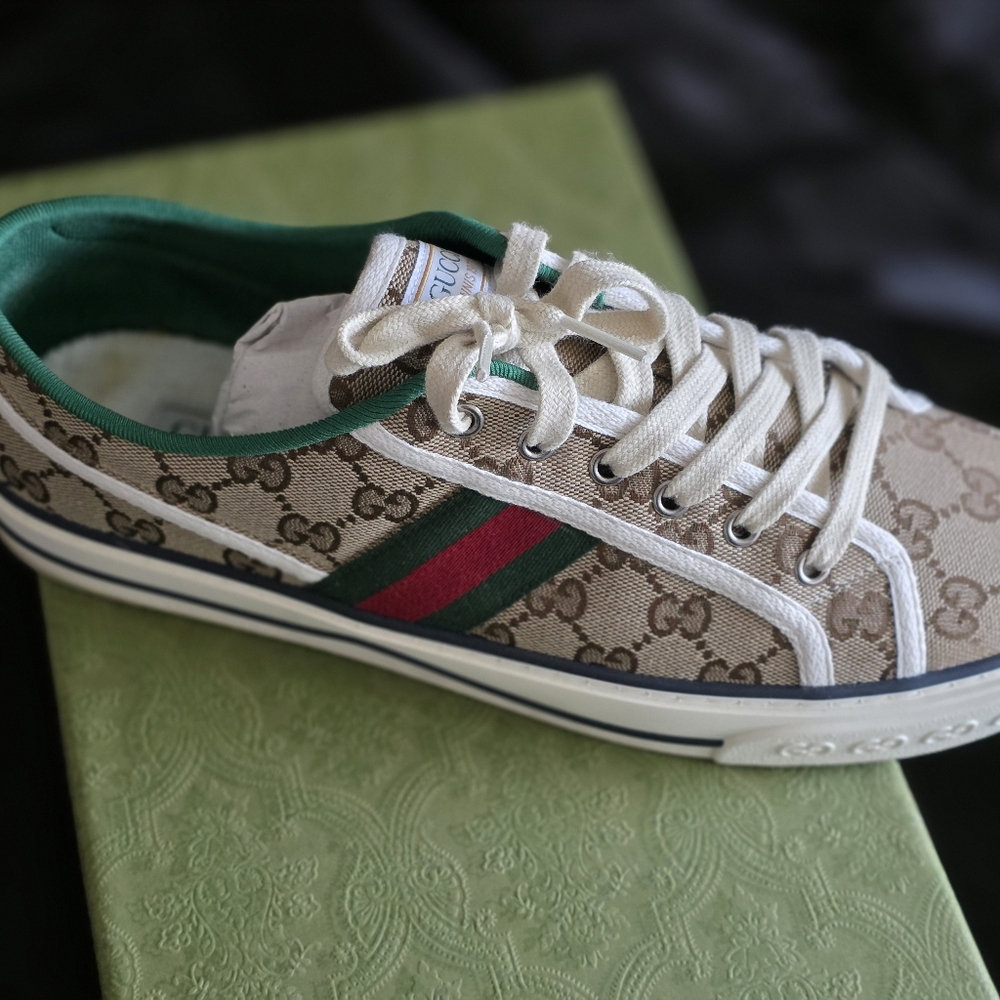 Gucci Beige and Green Sneakers